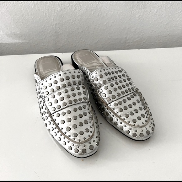 DOLCE VITA Silver, Studded Leather MULES SHOES - 8-1/2 - Picture 2 of 7